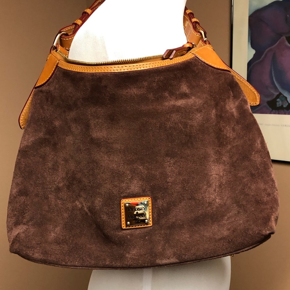 👜 EUC Dooney & Bourke Shoulder Bag 👜